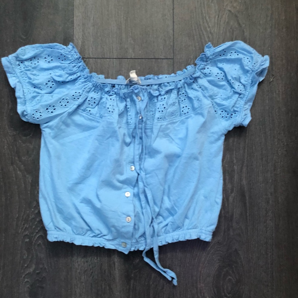 Ruffled button up off the shoulder crop top